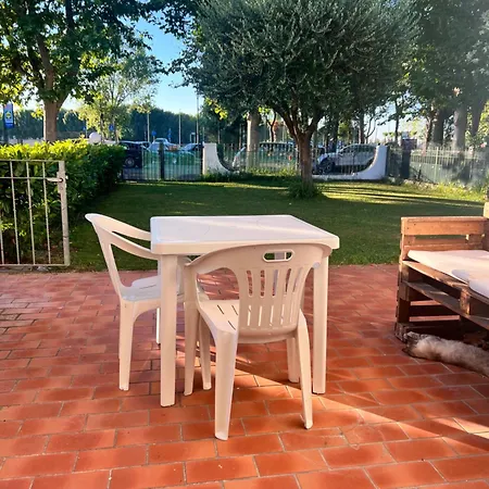 Apartmán Azalee Con Giardino Al Mare *