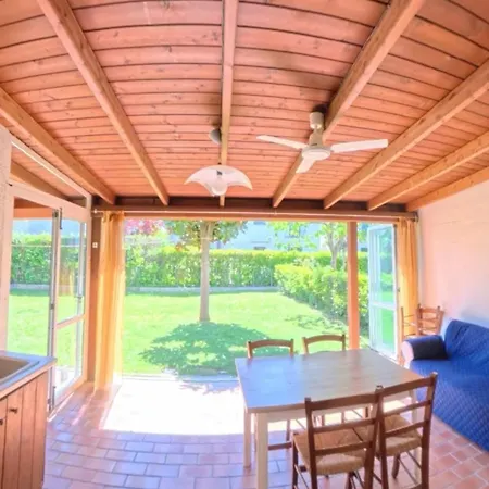 Azalee Con Giardino Al Mare Apartmán